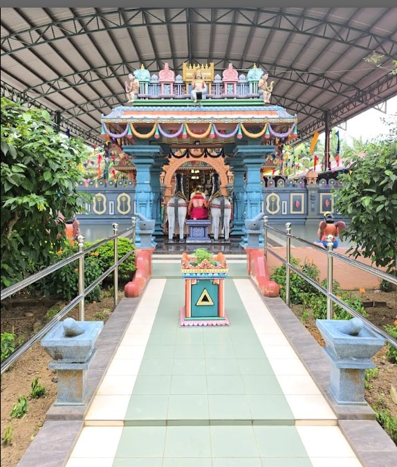 Kluang Plantation Muneeswarar Temple